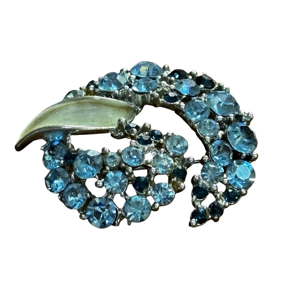 Vintage Mid Century BSK silver brooch lite dark blue rhinestones enamel finish